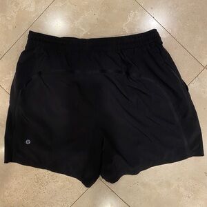 Lululemon Men’s Pace Breaker 7” Black Athletic Shorts L